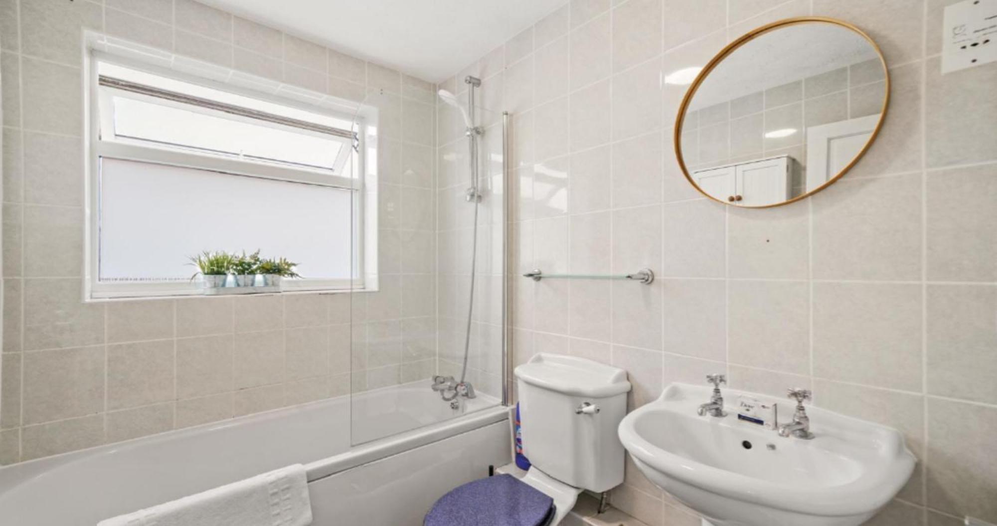 Appartamento Cosy House- Sleeps 7 Centrally Located Free Parking, Fast Wifi Smart Tv With Sky And Netflix Business Travellers Relocators Leisure Welcome